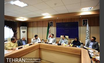 نشست هم اندیشی رئیس مرکز ارتباطات شهرداری تهران با اصحاب رسانه 30