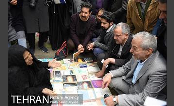 چهارمین دوره کتابگردی با حضور احمد مسجدجامعی‎ 38