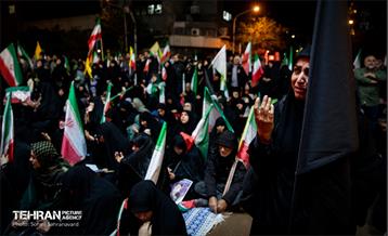 میعادگاه عزاداران رهبر شهید در خیابان کشور دوست