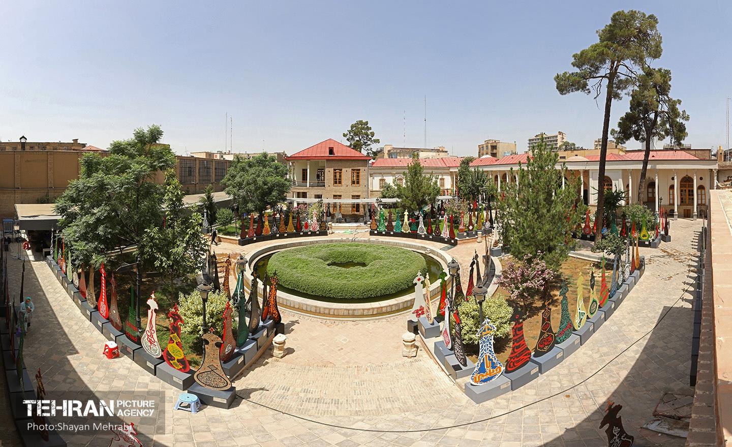 آماده سازی ۴۰۰ تیغه علامت منقش به القاب اباعبدالله الحسین(ع) 52