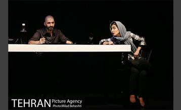 نمایش گور به گور‎ 3