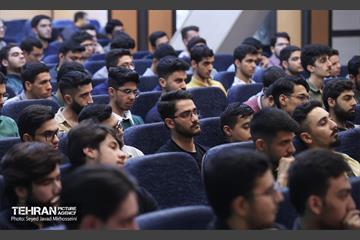 دیدار شهردار تهران با دانشجویان دانشگاه تربیت دبیر شهید رجایی 34