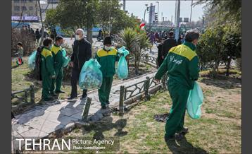 خدمات شهرداری تهران در پایان راهپیمایی ۲۲ بهمن-2 3