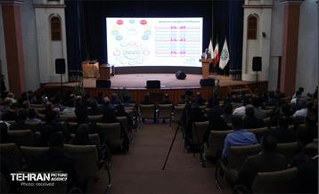 نشست شورای شهرداران مناطق، نواحی و آئین تجلیل از برگزیدگان 15