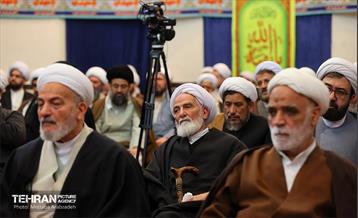 جلسه جامع وعاظ و مبلغین تهران با حضور شهردار تهران 17