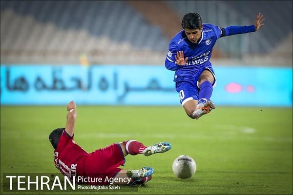 دیدار تیم های فوتبال استقلال تهران و نساجی مازندران 15