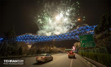 نورافشانی نوروزی در پل طبیعت  12