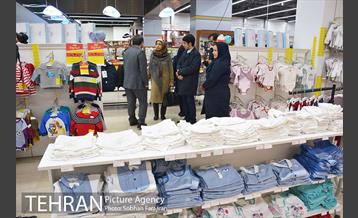 بازدید اعضای شورای شهر از فروشگاه شهروند  5