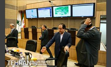 بازدید اعضای کمیسیون عمران مجلس از ستاد فرماندهی و مدیریت بحران شهرداری 4