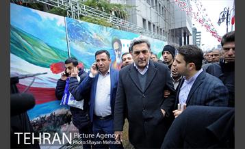 حضور شهردار تهران در راهپیمایی یوم الله 22 بهمن 6