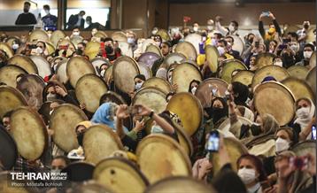 آیین اختتامیه هشتمین جشنواره بین المللی تکنوازان ساز دف 16
