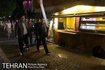 یک شب با امین عارف نیا؛ شهردار شب تهران 44