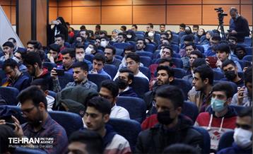 دیدار شهردار تهران با دانشجویان دانشگاه تربیت معلم رجایی 15