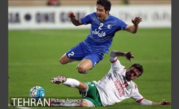 دیدار تیم های فوتبال استقلال و لوکوموتیو تاشکند