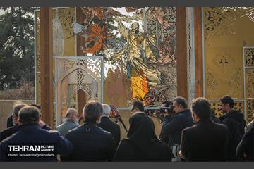 مراسم رونمایی از سازه حجمی عروج 17