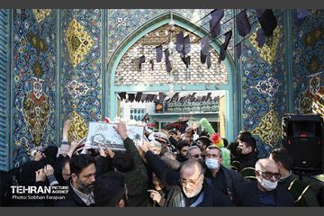تشییع پیکر شهید گمنام در مسجد حجت(عج) 27