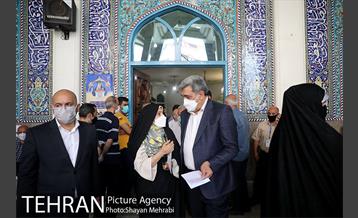 حضور شهردار تهران در انتخابات 1400