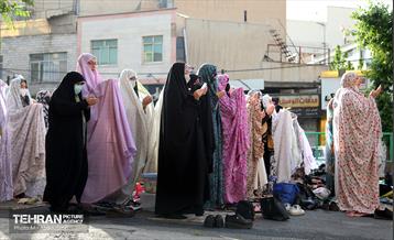 اقامه نماز عید فطر در محله کرمان 13