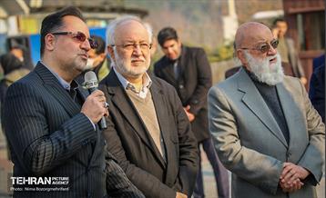 مراسم رونمایی از سازه حجمی عروج 12