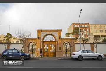 عمارت ظهیرالاسلام 35