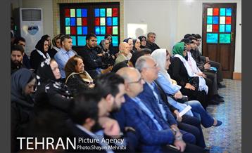 نمایشگاه هنری "فردا در آیینه" 18