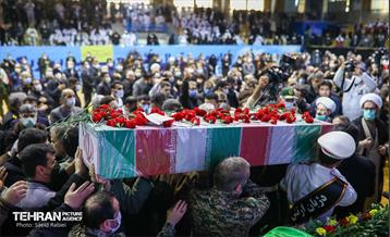 تشییع دو شهید گمنام دفاع مقدس در وزارت ورزش و جوانان 21