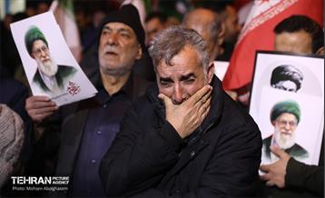 عزاداری هفتمین روز شهادت رهبر انقلاب در میدان بریانک 12