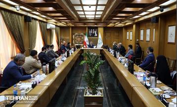 نشست بررسی آسیب‌های اجتماعی با حضور شهردار تهران 29