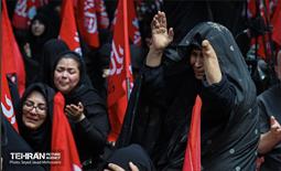 عزاداری روز عاشورا به نیابت از رهبر شهید انقلاب 14