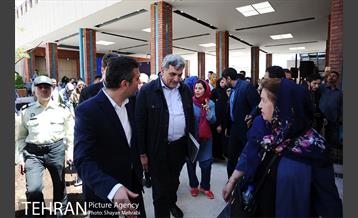 افتتاح باغ هنر اراضی عباس آباد با حضور شهردار تهران 41