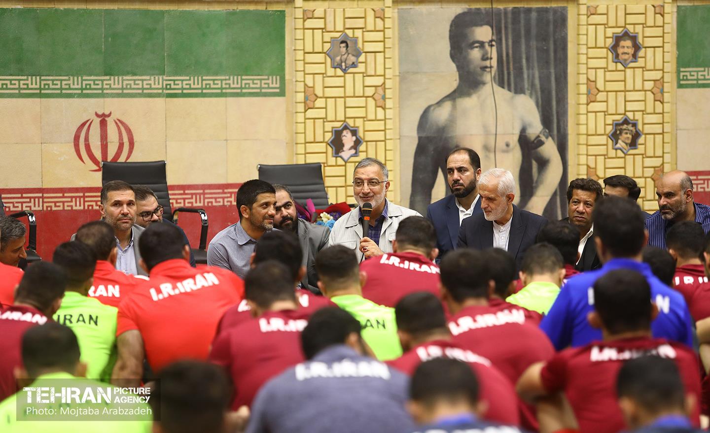 بازدید شهردار تهران از اردوی تیم ملی کشتی