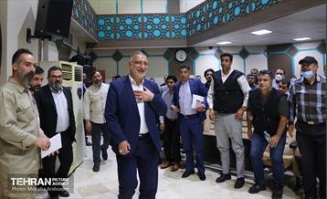 دیدار صمیمانه شهردار تهران با کارکنان شهرداری منطقه هشت