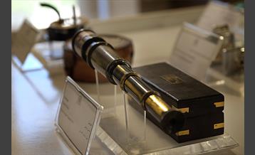 موزه جنگ تهران خانه تیمورتاش 12