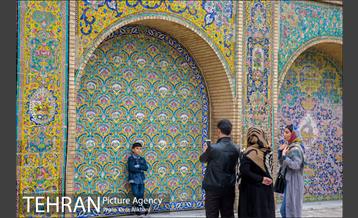 قاب‌های کاشی‌های کاخ کلستان 7