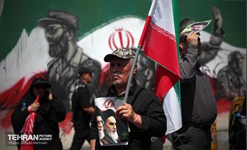 تشییع پیکر آقای شهید ایران - 4 66