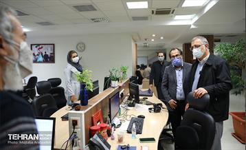 بازدید شهردار تهران از موسسه همشهری 19