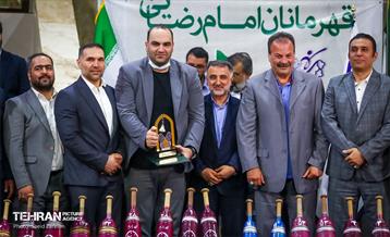 آیین تجلیل از قهرمانان امام رضایی 18