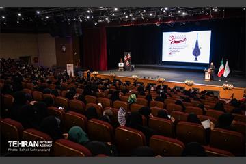 آیین تجلیل از زنان پرچمدار جهاد و خدمت
