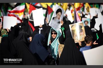 تجمع قدردانی از عملیات وعده صادق ۲ در میدان امام حسین (ع) 22