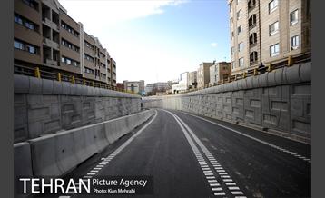 زیرگذر استاد معین قبل از افتتاح 24