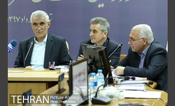 نشست پرسش و پاسخ نود و ششمین نشست مجمع شهرداران کلان شهرهای ایران  13