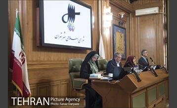 جلسه شورای شهر‎ 13