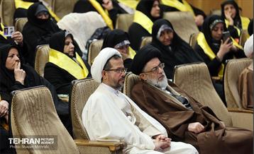 آیین تجلیل از 110 مادر و همسر شهید منطقه 20 5