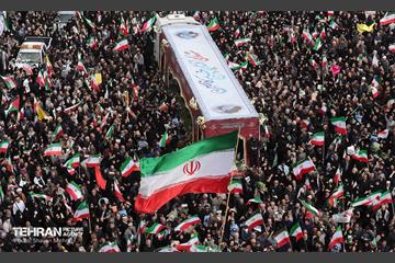 بدرقه شهیدان تنگسیری و اسحاقی توسط اهالی پایتخت 60