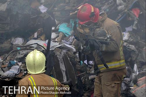 سومین روز عملیات امداد ونجات حادثه پلاسکو -3 11