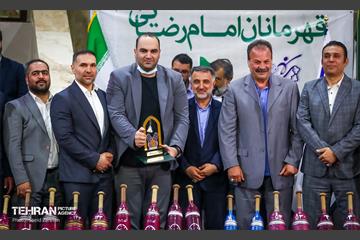 آیین تجلیل از قهرمانان امام رضایی 18
