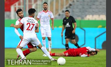 دیدار تیم های فوتبال پرسپولیس و شهر خودرو  34