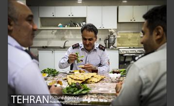 عبادت و خدمت؛ آتش نشان 9