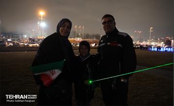 نورافشانی جشن پیروزی انقلاب اسلامی در میدان آزادی 4