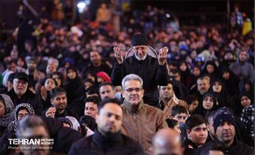 احیا شب بیست و سوم ماه رمضان در هیئت ریحانة الحسین (س) 8